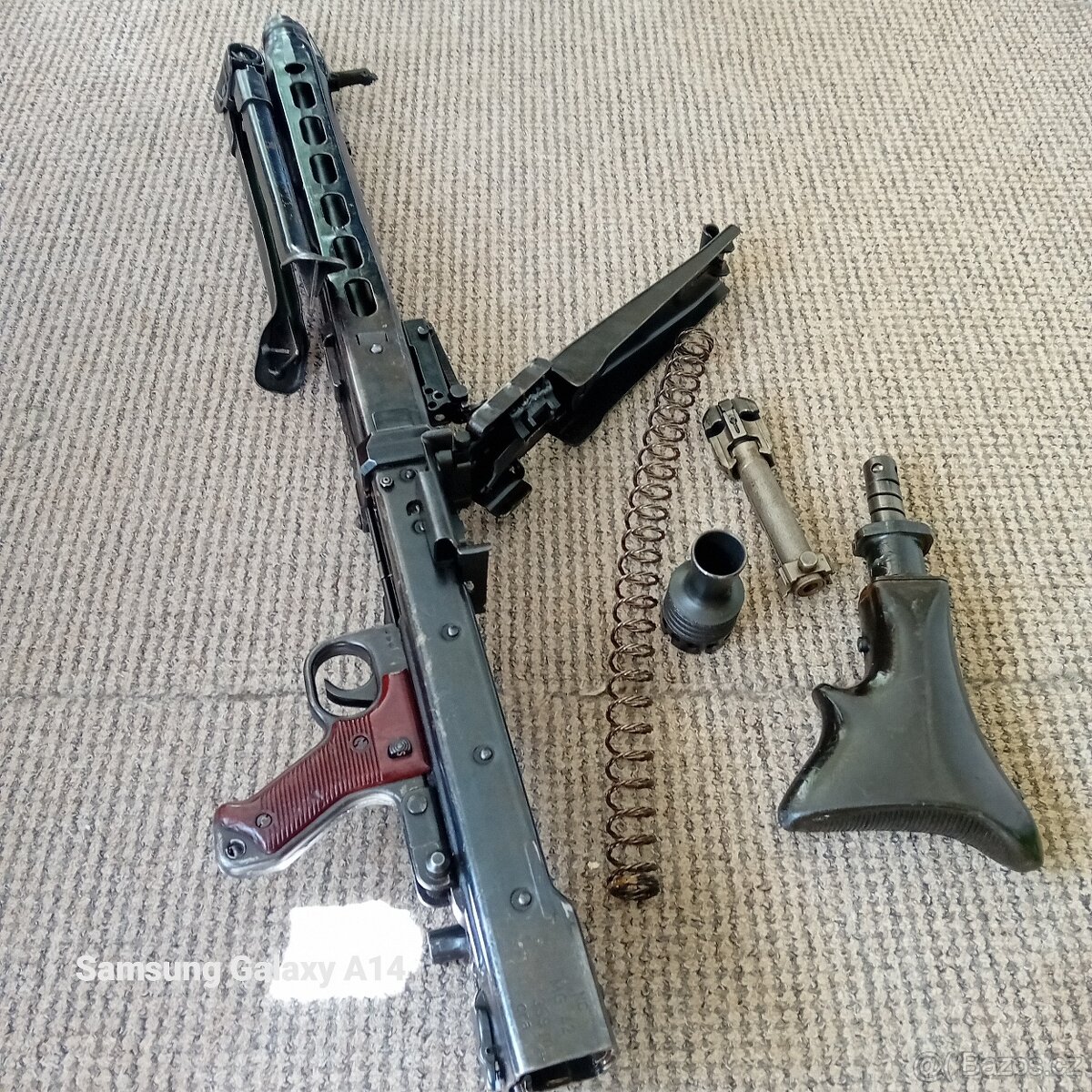 MG 42 - 2