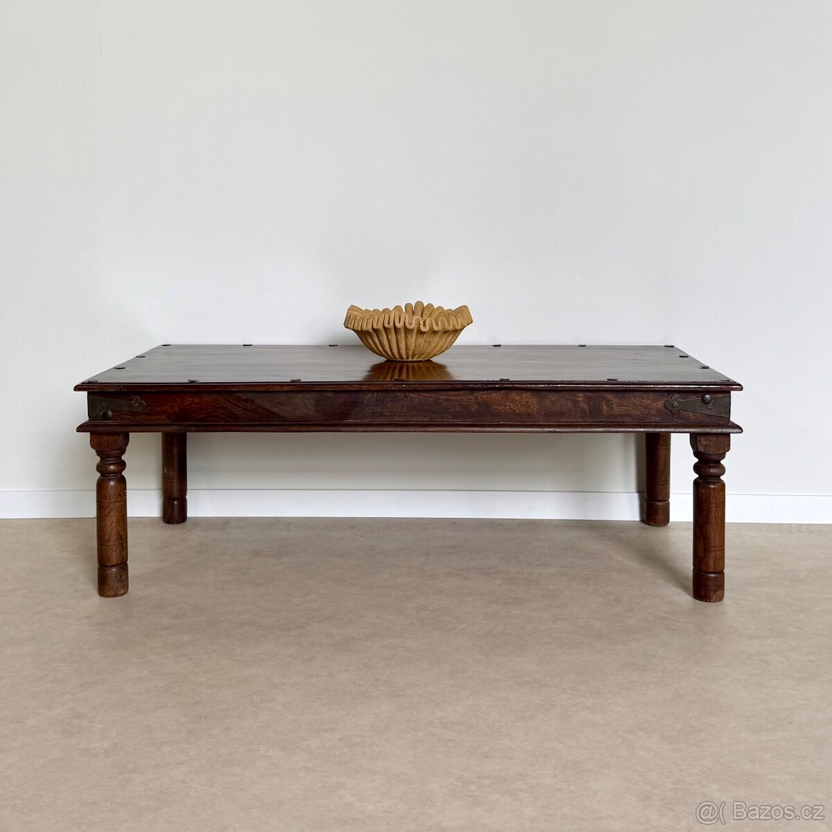 Konferenční stolek z tmavého koloniálního palisandru s tmavý - 2
