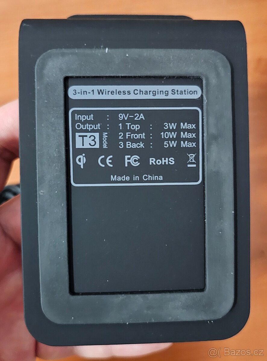 Nabíjecí stojánek 3v1 - 2