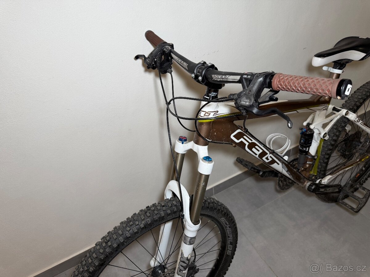 Jízdní kolo FELT Compulsion - celoodpružené MTB 26" - 2