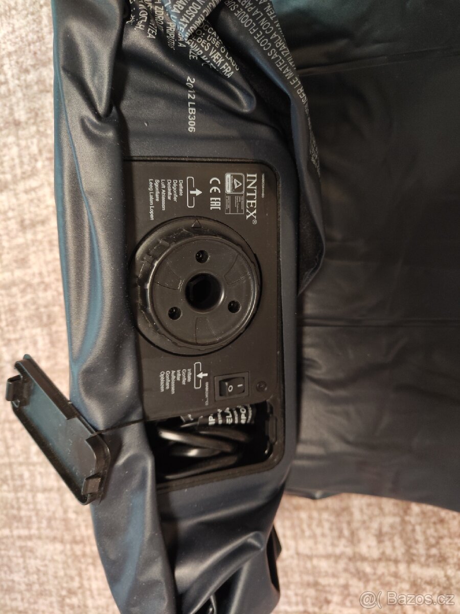 Nafukovací matrace - 2