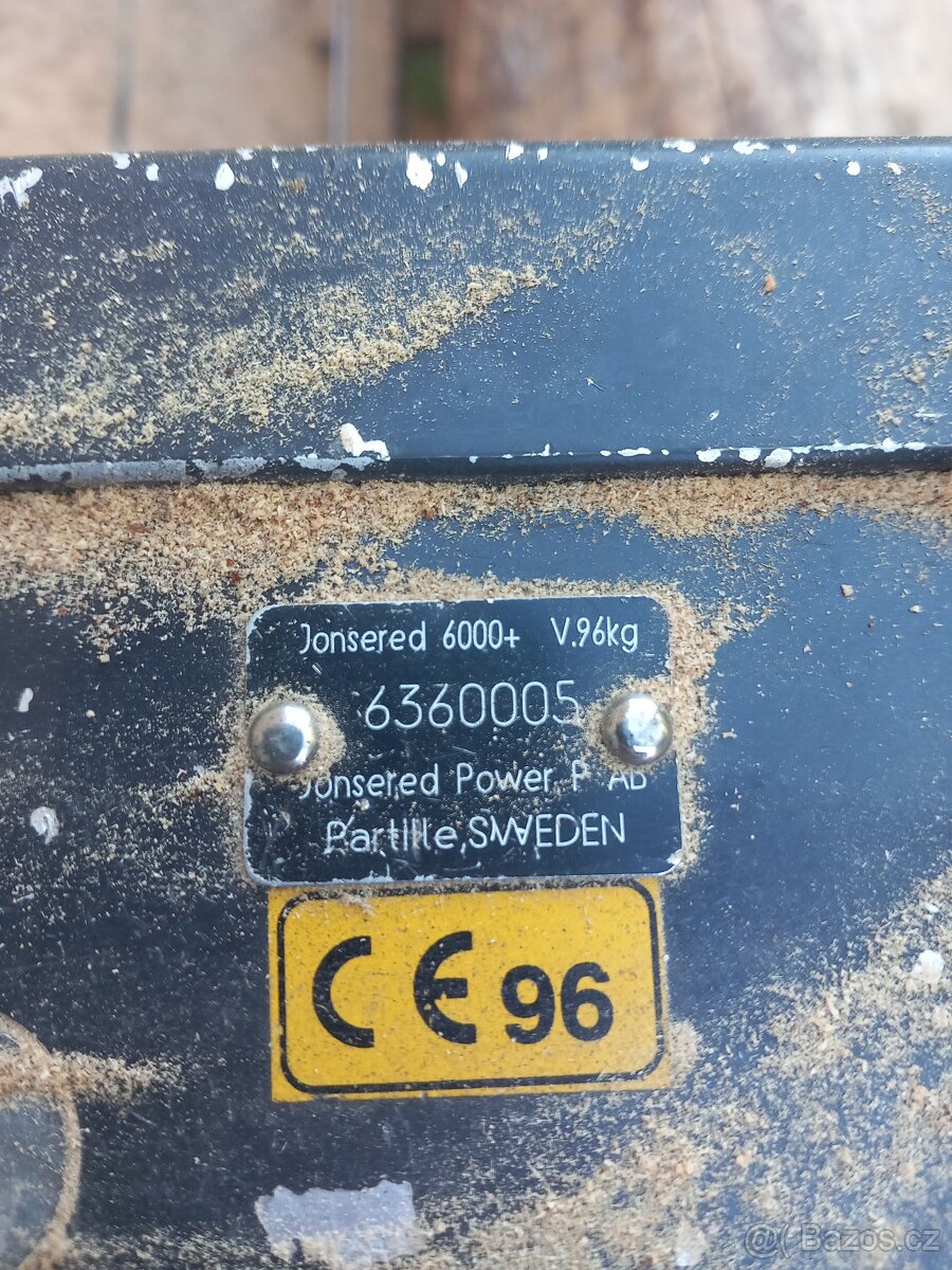 Kmenová pásová pila - 2