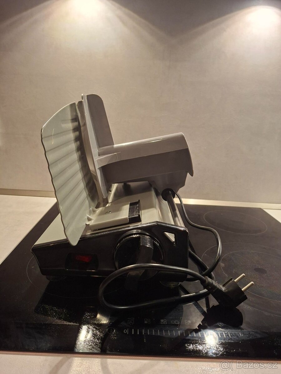 Prodám kráječ Hyundai - 2