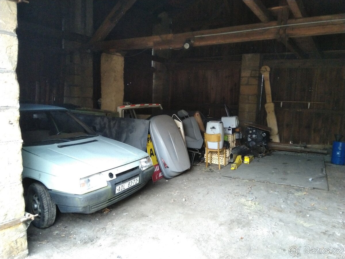 Škoda Favorit 2ks 1989 - ZA OBA JEN 49t - 2