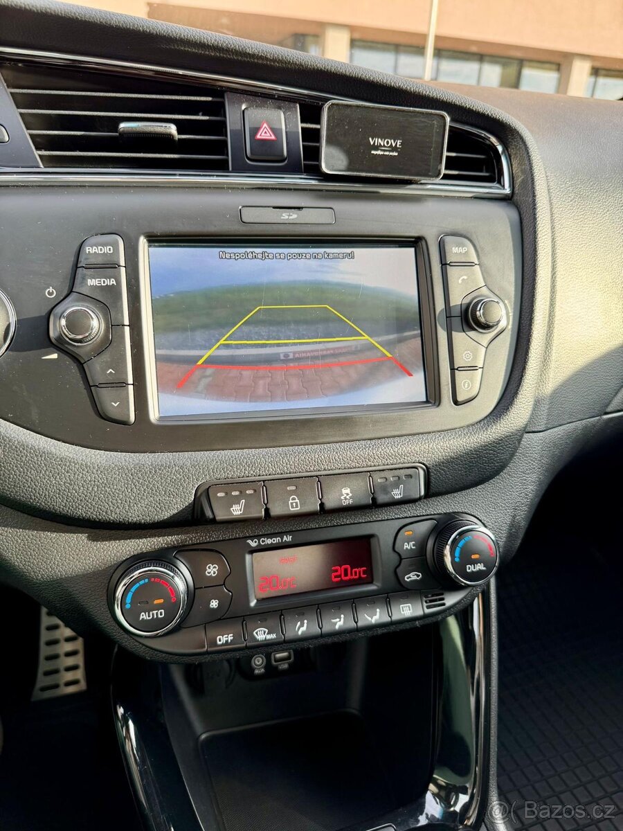 Kia Ceed 1,6 crdi 100 kw Gt line automat - 2