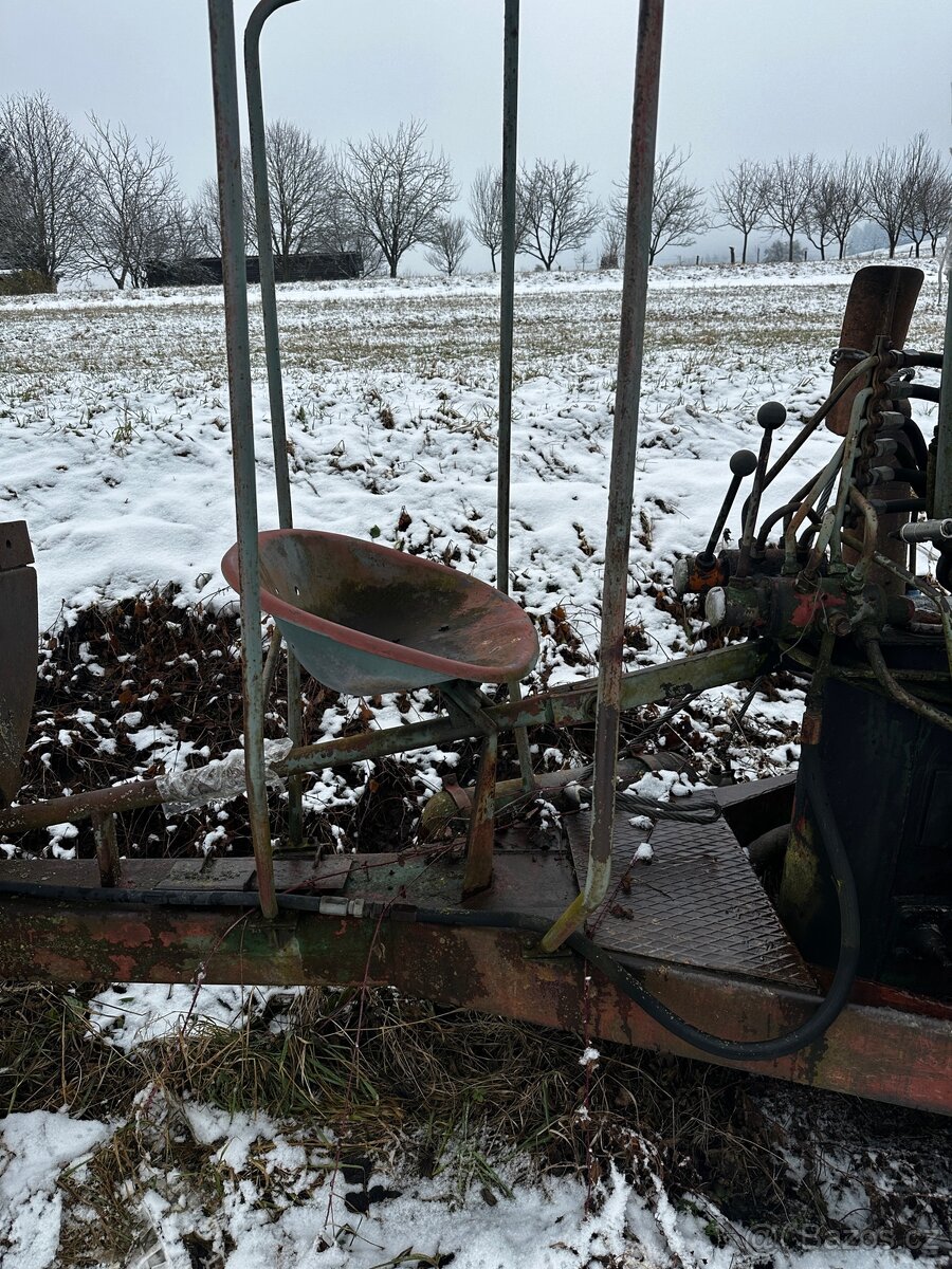 Rozvaděče a trubky unhz 500 - 2