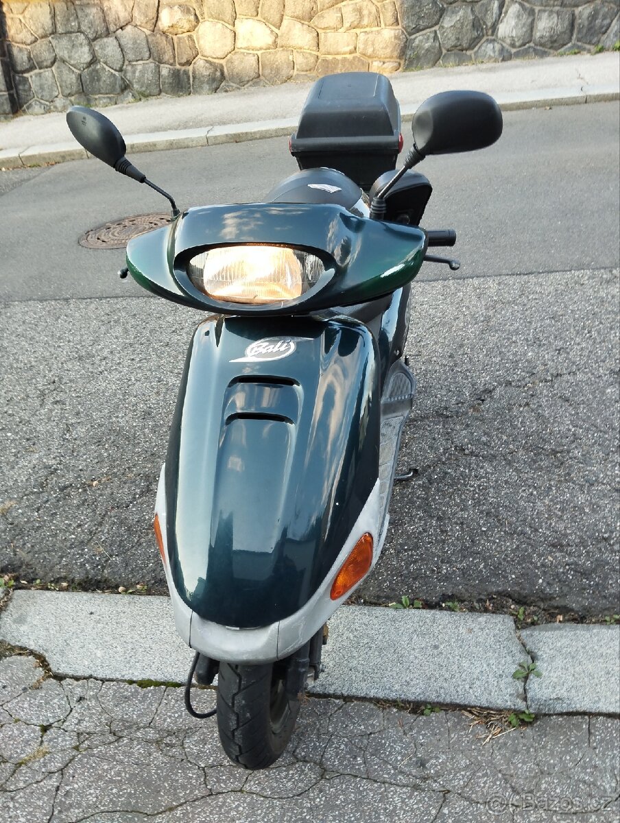 Prodám skútr Honda Bali - 2