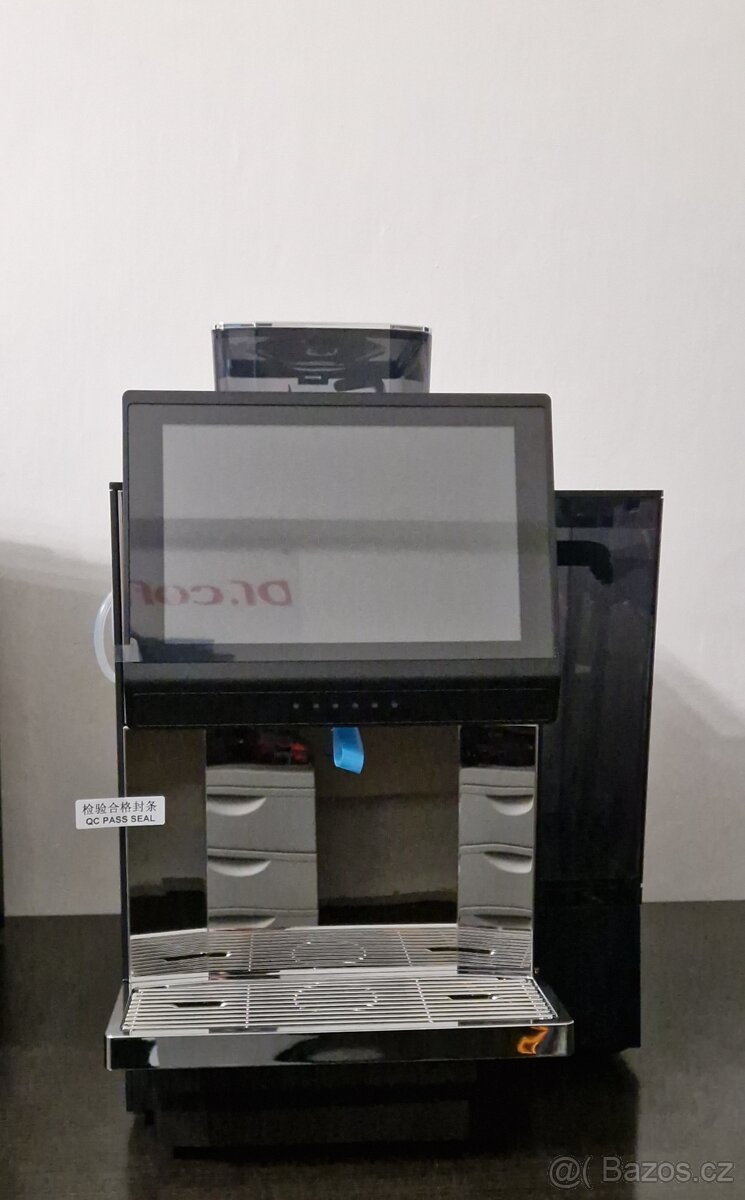 Komerčni kavovar JETINNO JL36A - 2