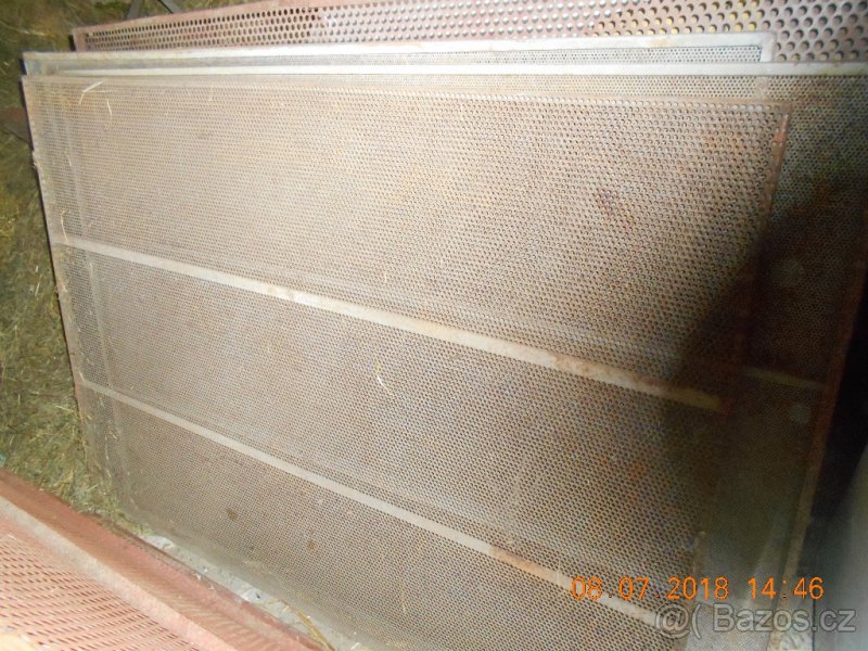 Síta kombajn E516 - 2