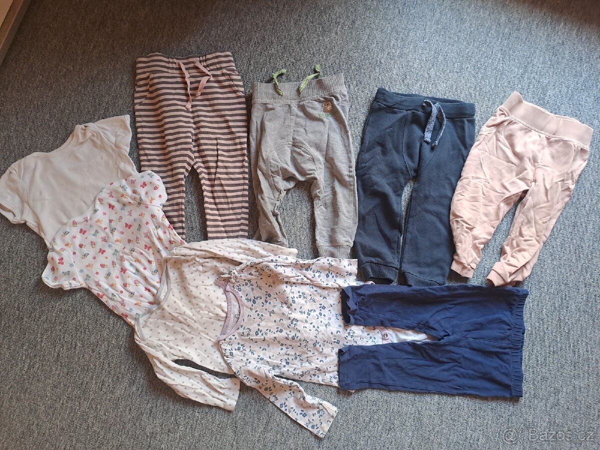 Kompletní oblečení velikost 80 - 2