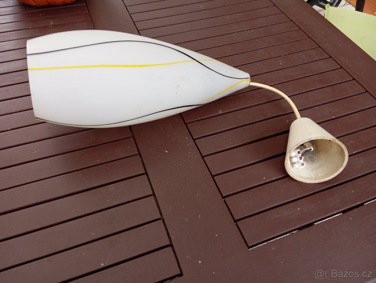 Prodám retro svítidlo, stínítko s bruselským dekorem - 2