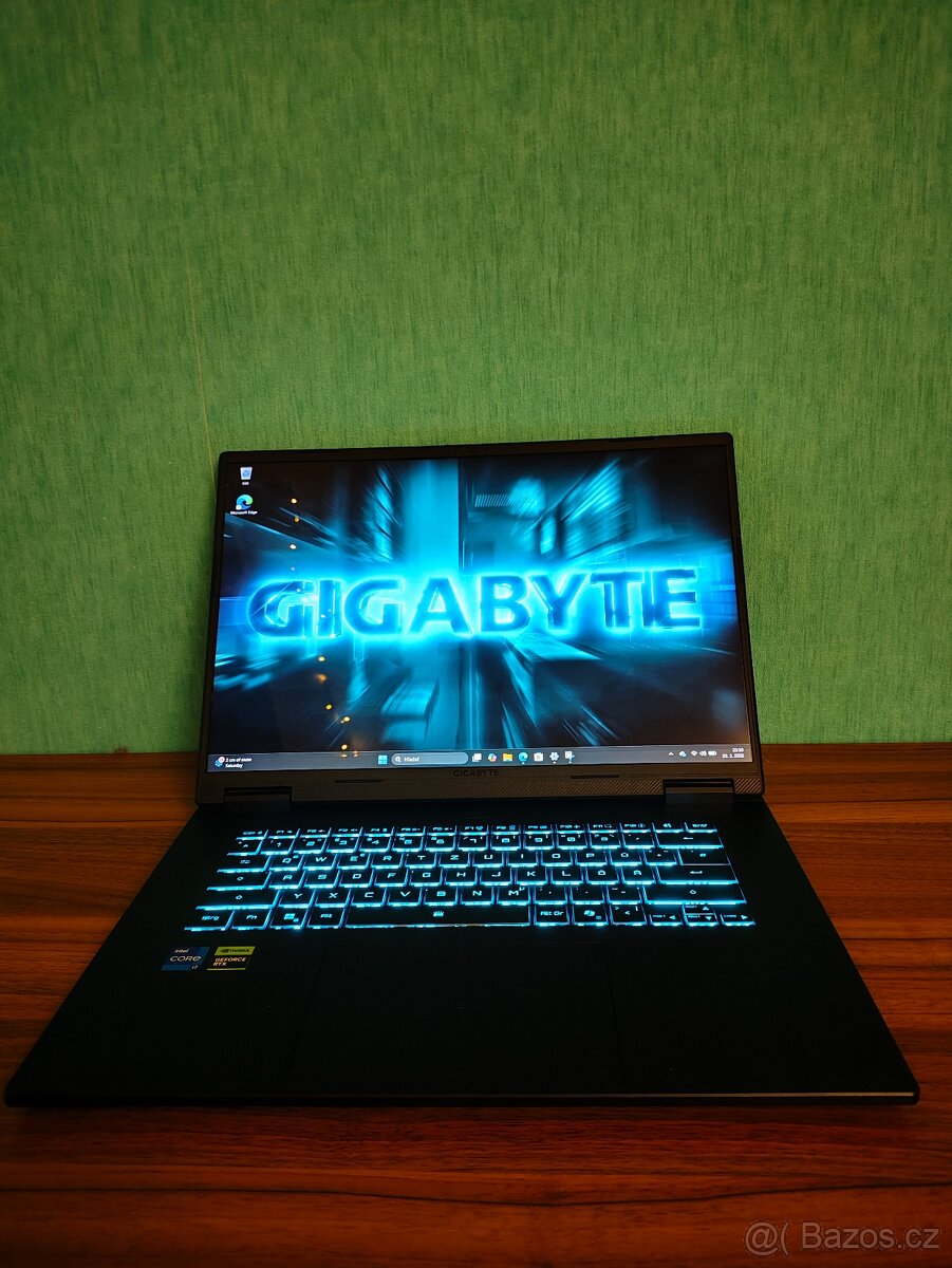Gigabyte A16 i7 RTX4050 16GB 512GB - 2
