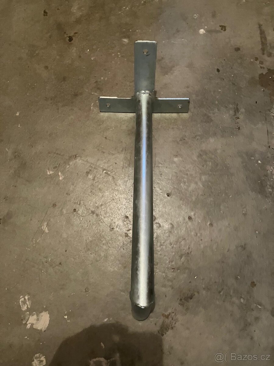 Drzak satelitni anteny - 2