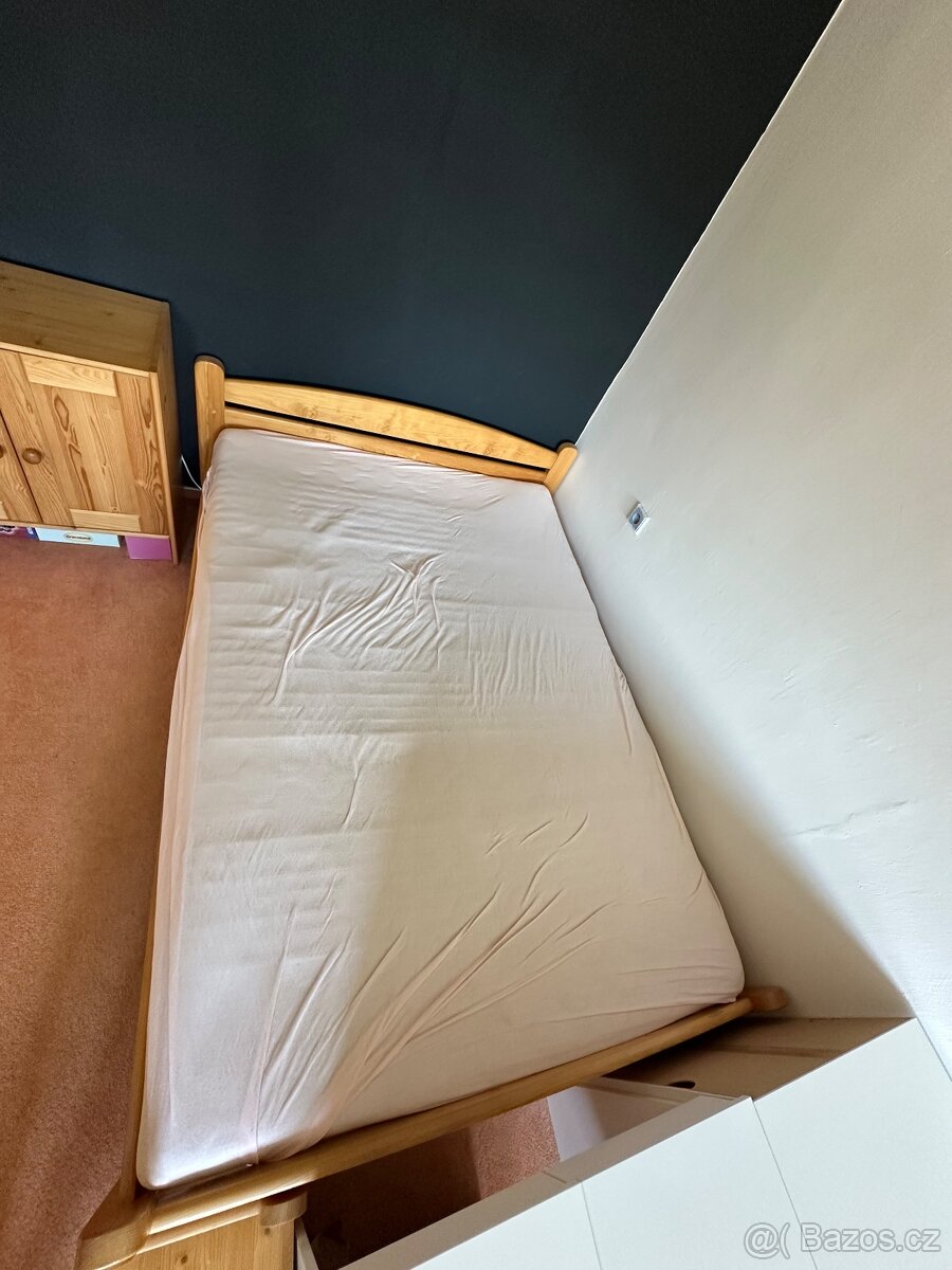 Postel (135x90 - MASIV) - 2