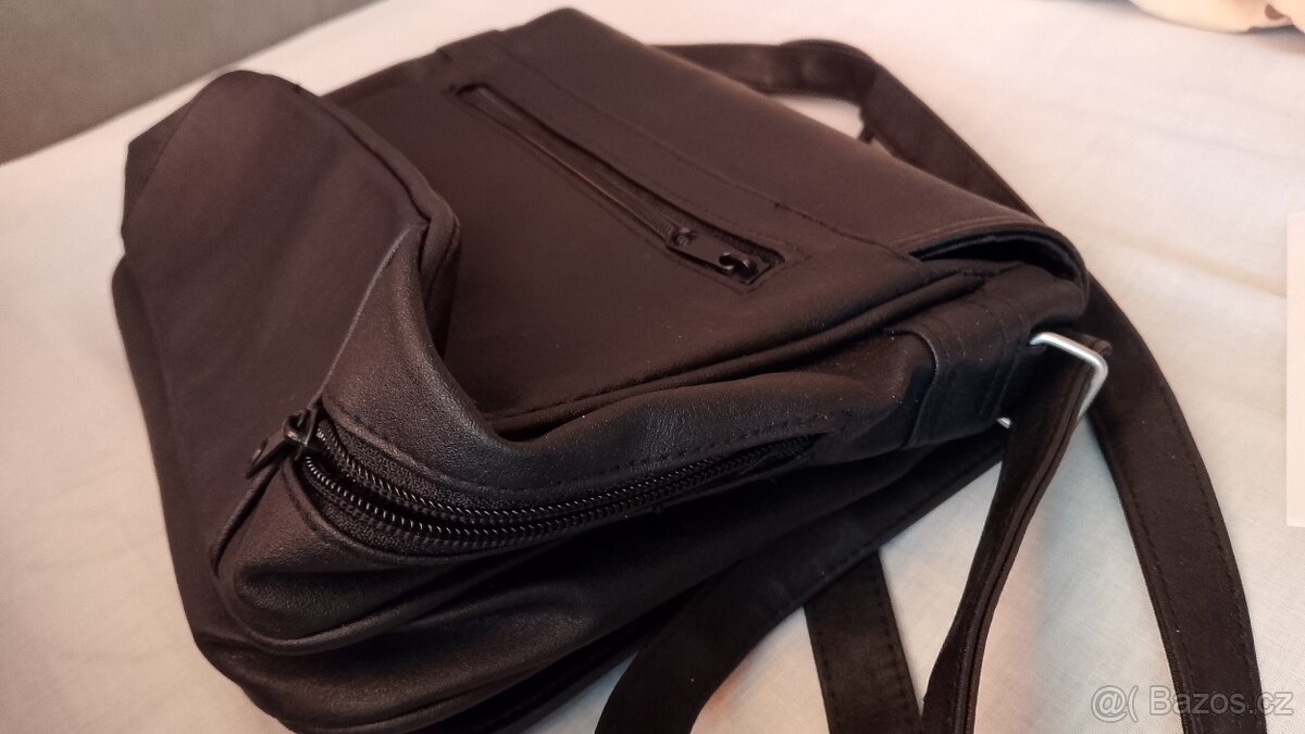 Kabelka černá,nová 350kč - 2