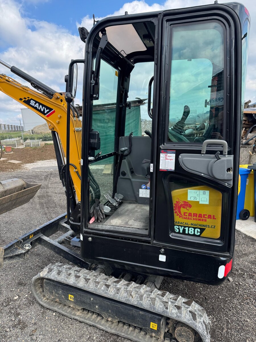 Prodám pásové minirypadlo SANY SY18C - 2