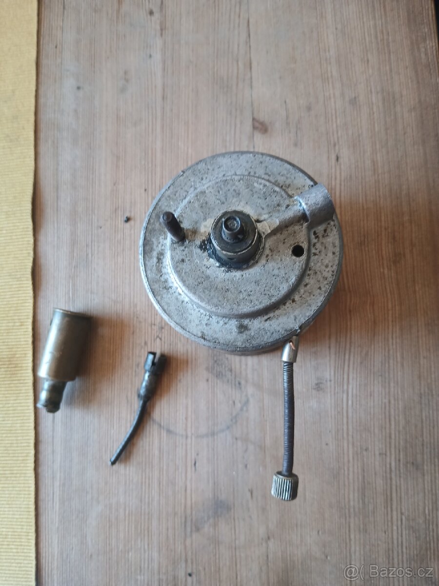 Tachometr A.T. paris - 2