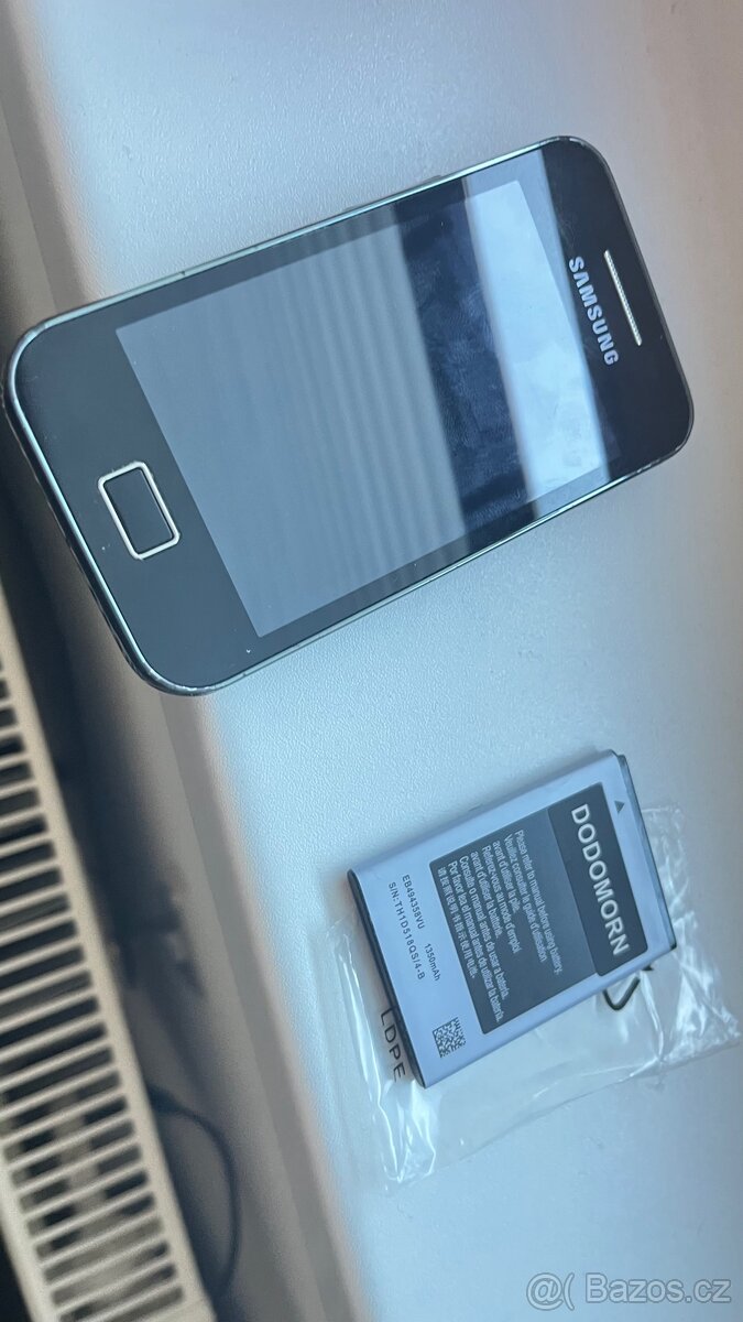 Samsung Age koupil jsem novou baterii - 2