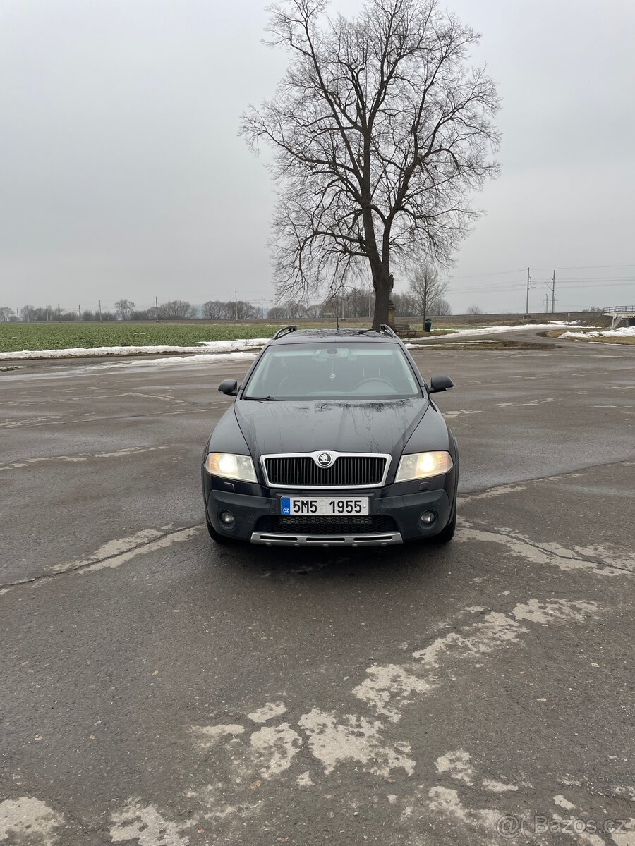 Škoda Octavia 2 Scout 2.0TDi - 2
