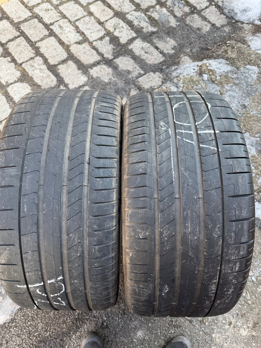 Letní pneu Pirelli 315/40/21 - 2