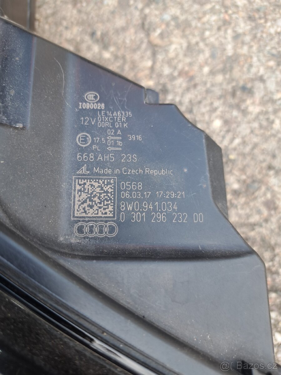 Světlo pravé Audi A4 - 2