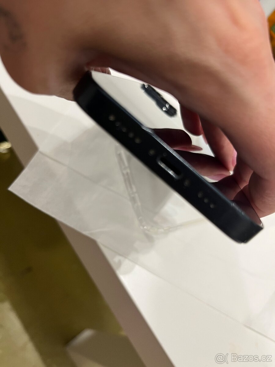 iPhone 14 - 2