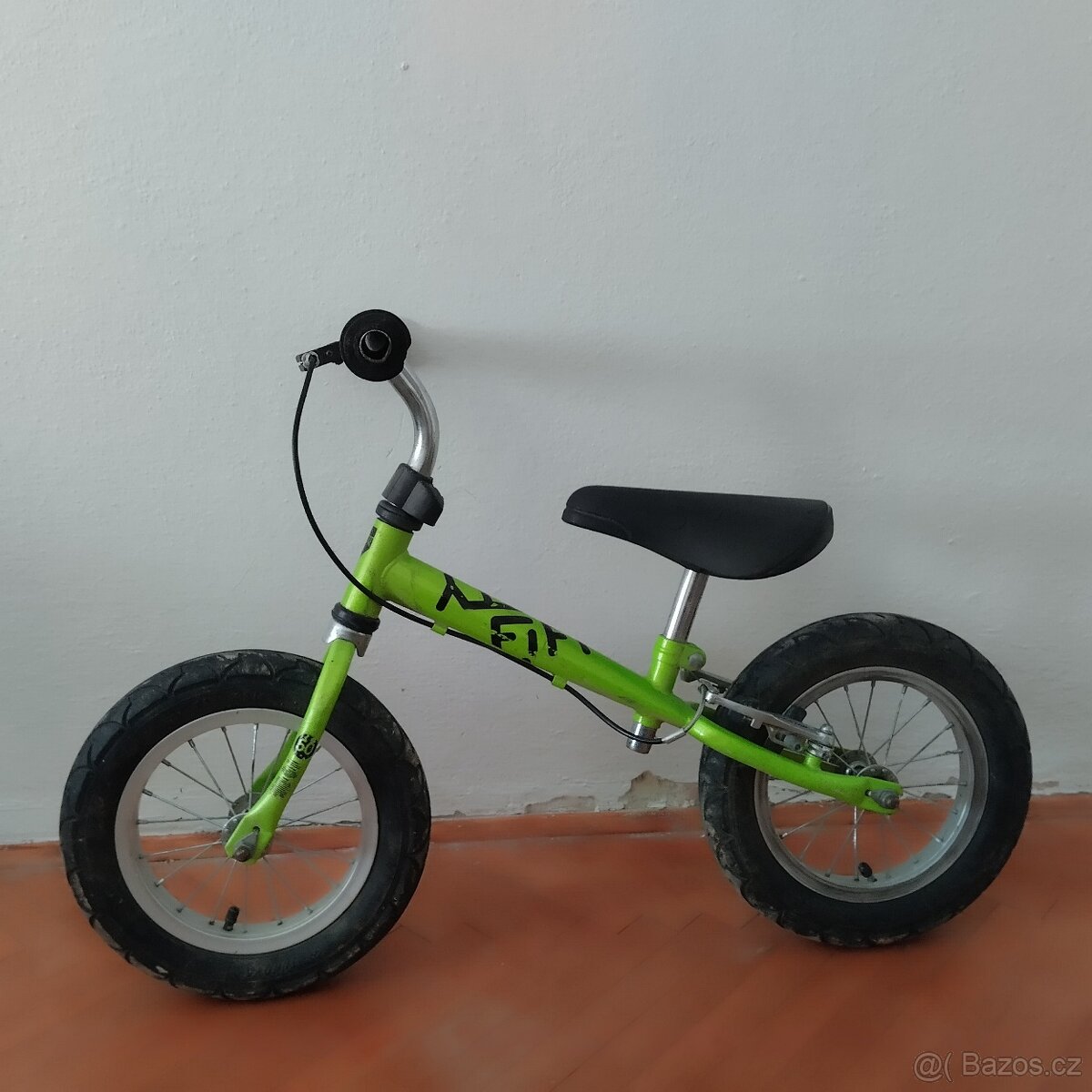 Dětské odrážedlo s brzdou - 2