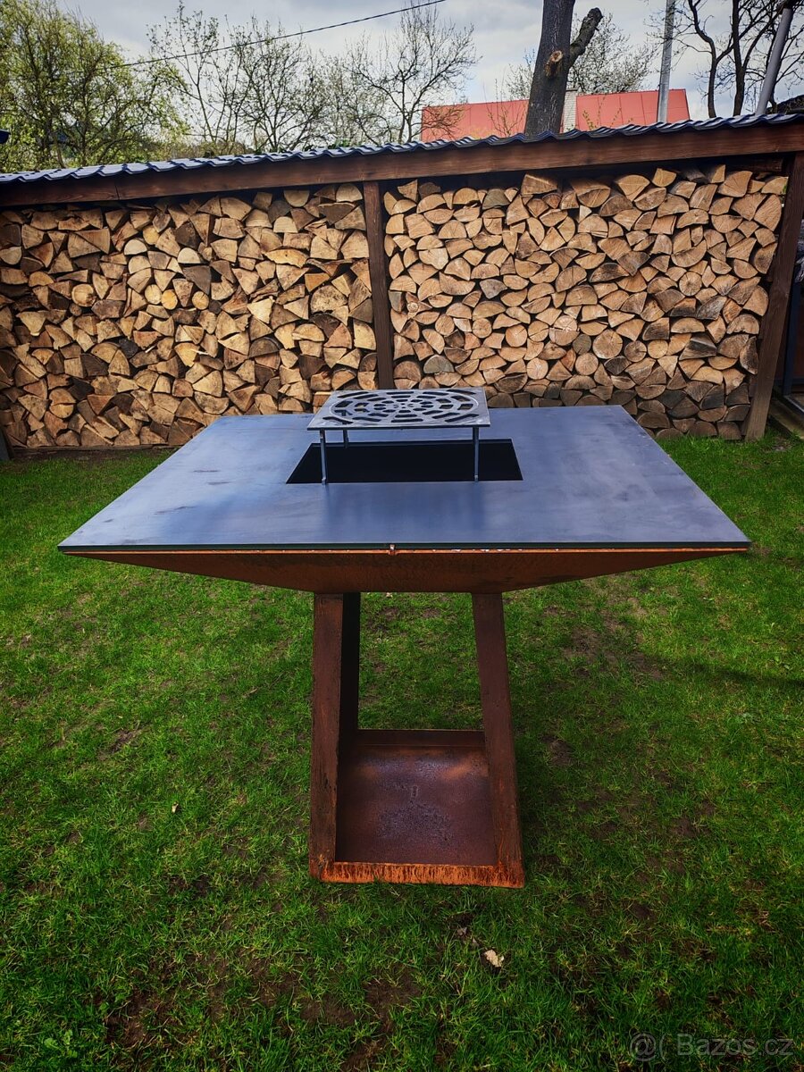 Gril pro vice osob - 2