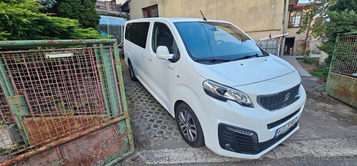 Peugeot Traveller Allure L3 - 2