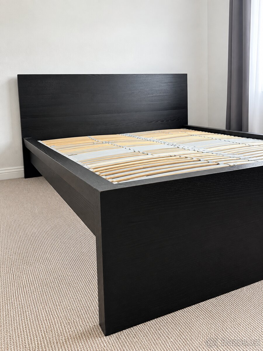 IKEA MALM postel 180x200 + 2 rošty - 2