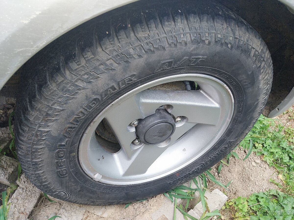 Suzuki Jimny - kompetné kolesá - 2