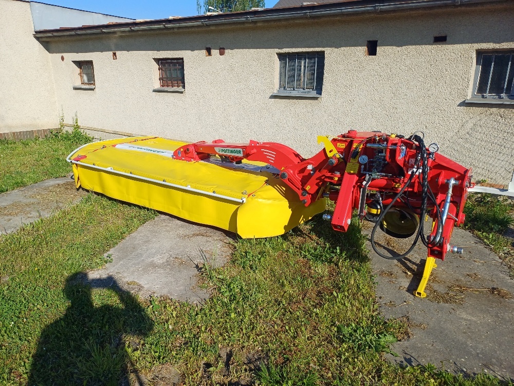 zadní žací lišta Pottinger Novacat 302 - nový stroj - 2