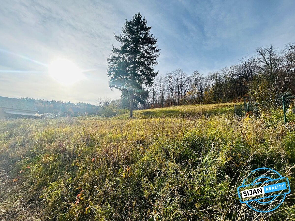 Prodej stavebního pozemku 1 311 m², Krnov, ev.č. 00632 - 2