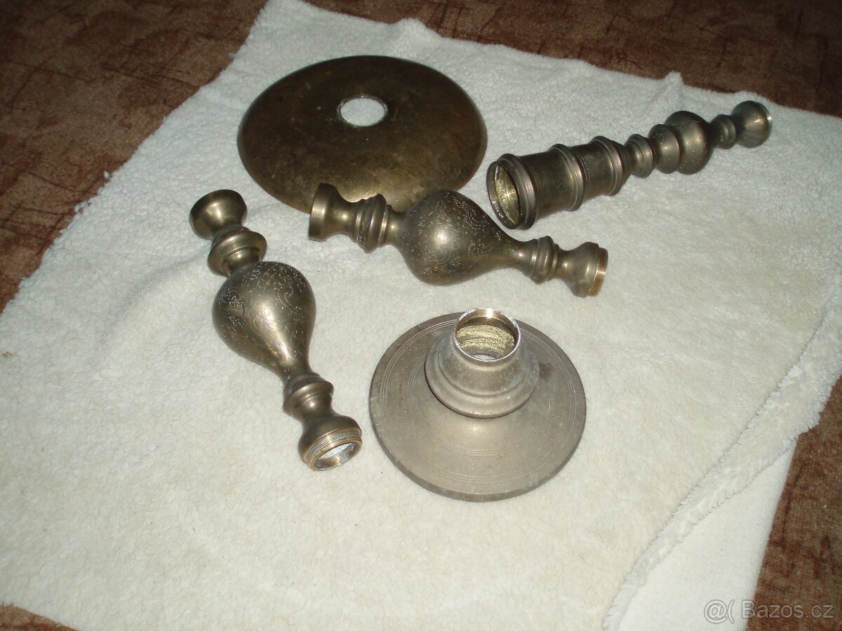 Velký mosazný svícen 91 cm,cca 4 kg- lze rozebrat- viz foto - 2