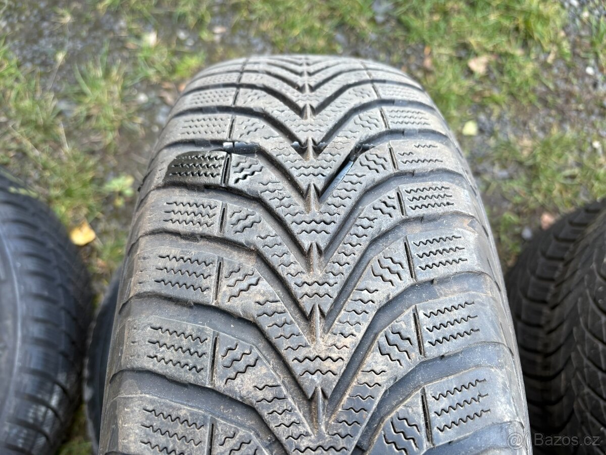 2ks zimní pneu Vredestein 185/65/15 - 2