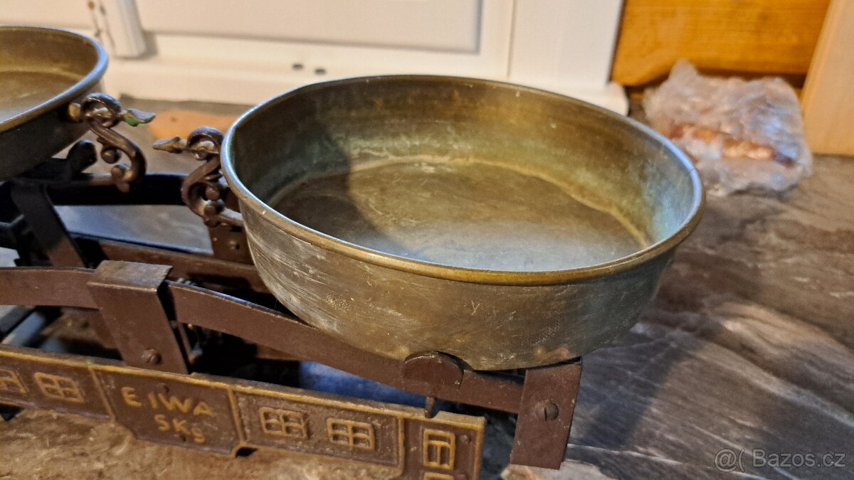 Stare kuchyňské váhy - 2