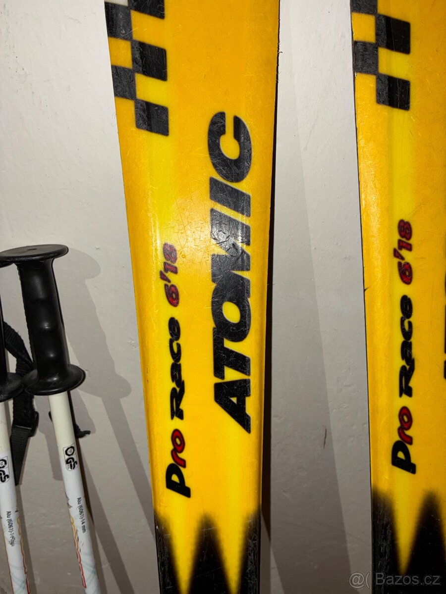 Set detske lyze, preskace, hulky a prilba - 2