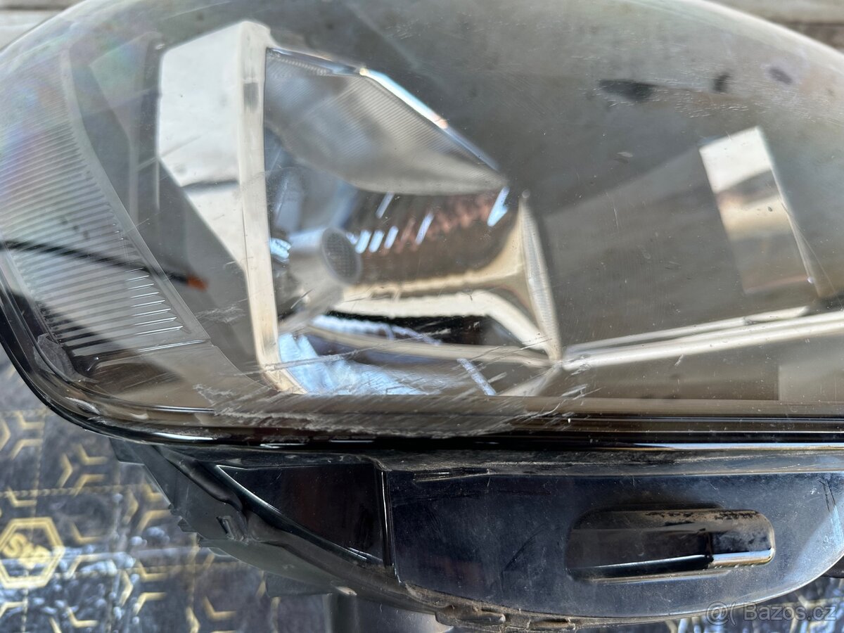 Přední světla VW Transporter T6 (levé, pravé) - 2
