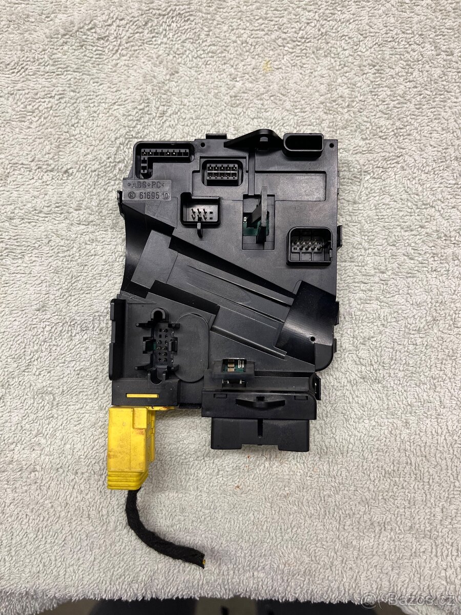 1K0953549CM Podvolantová řídící jednotka - 2