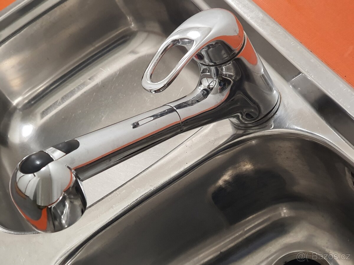 dvojitý dřez s baterií - 2