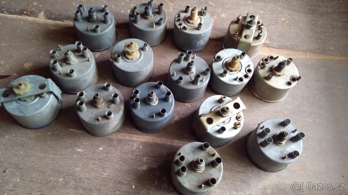 staré rychloměry tachometry - 2