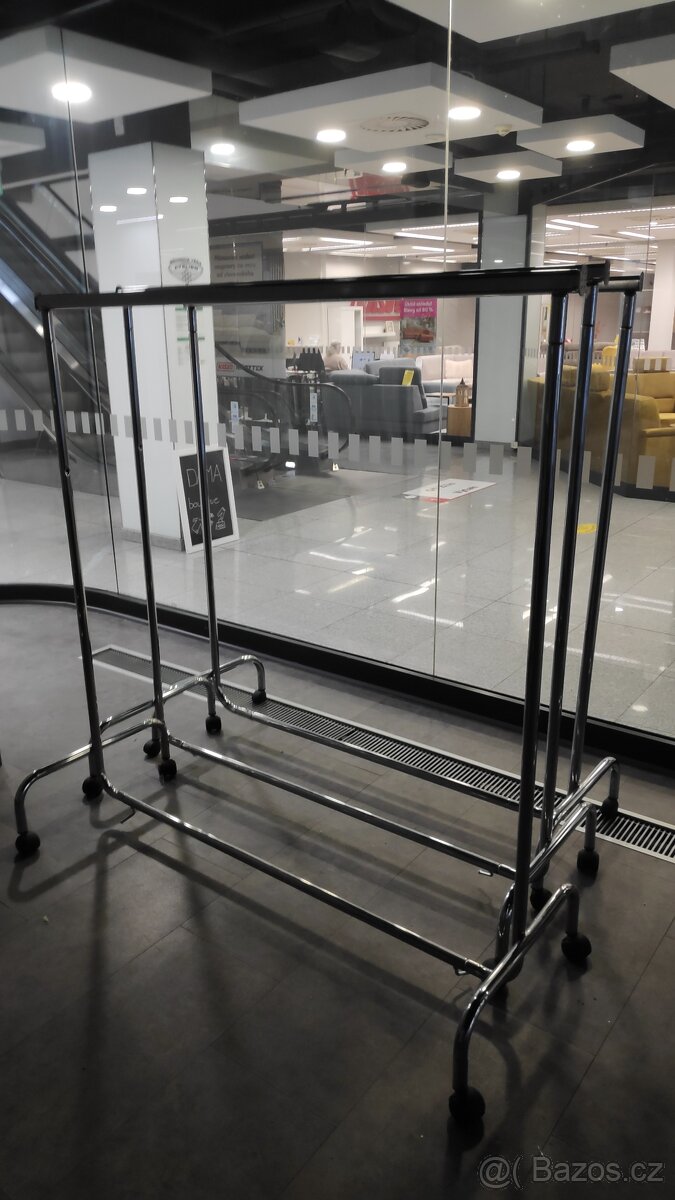 Stojany,štendry na oblečení - 2