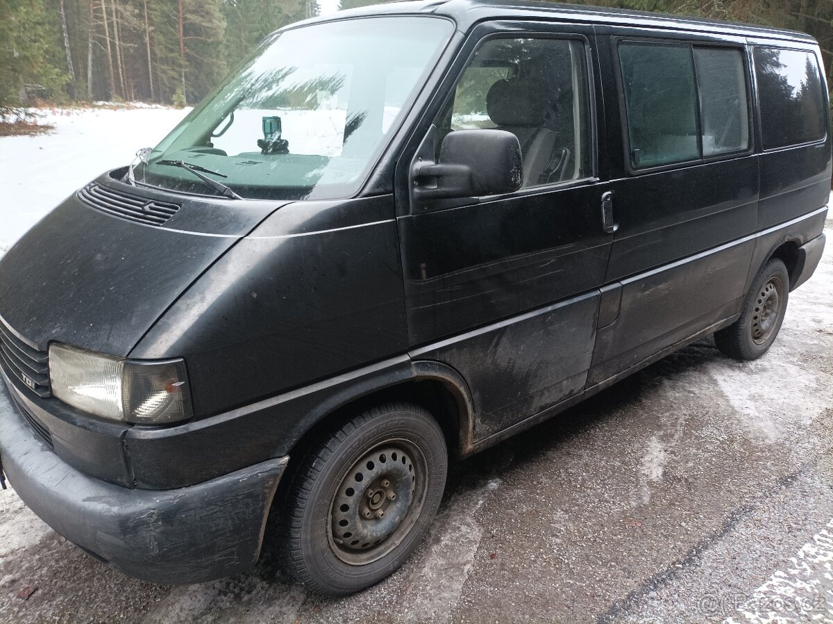 Prodám VW T4, 8 míst r.v. 1998 - 2