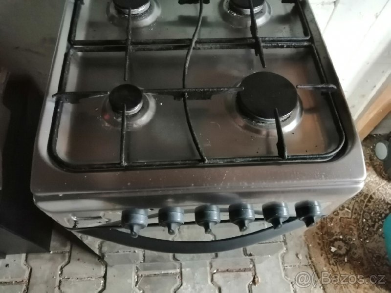 Trouba plyn elektrika Indesit - 2