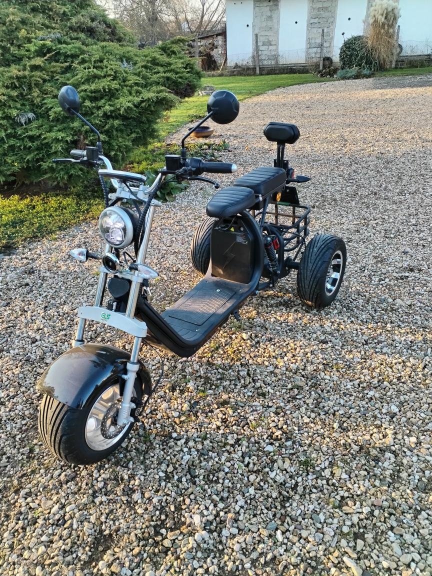 Elektroskútr Chopper - 2