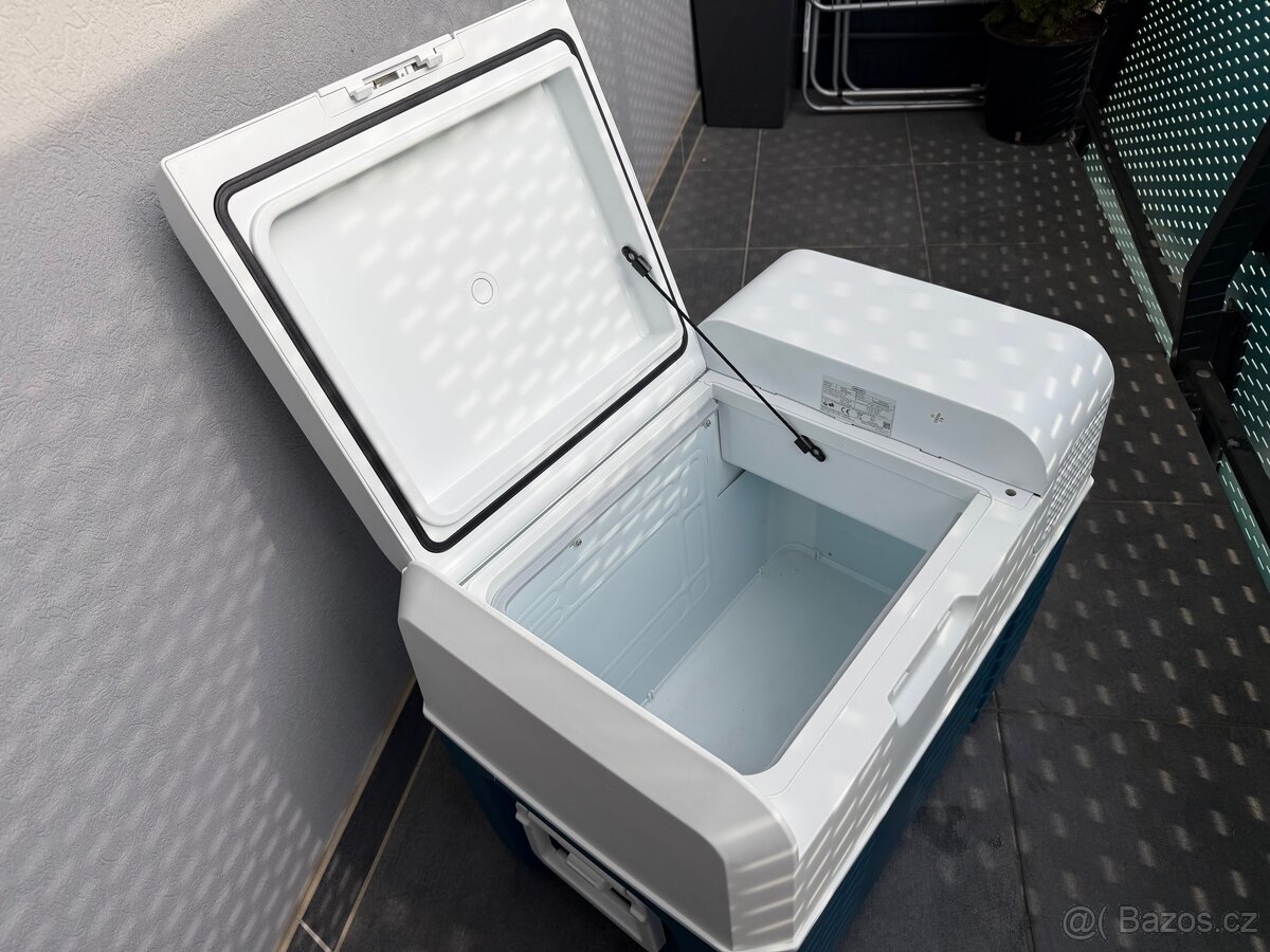 Kompresorova lednice MOBICOOL MCF40 - 2