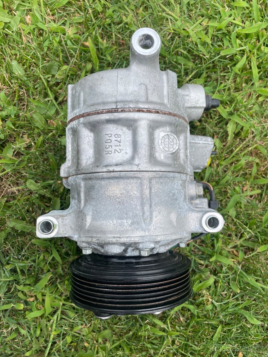 Kompresor klimatizace 3Q0816803E - 2