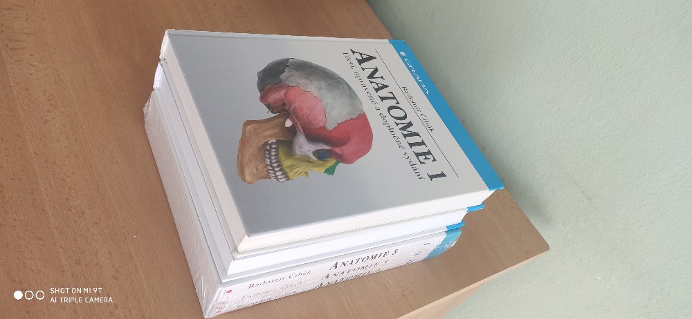 ANATOMIE 1,2,3 DÍL -ČIHÁK RADOMÍR - 2