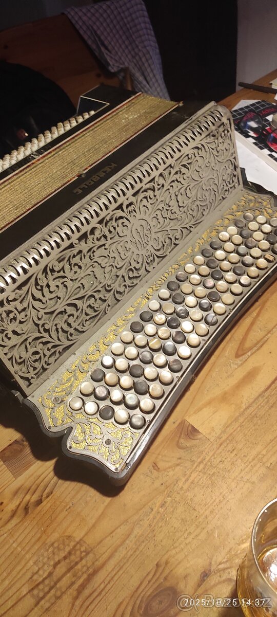 Akordeon knoflíkový 120 basů - 2