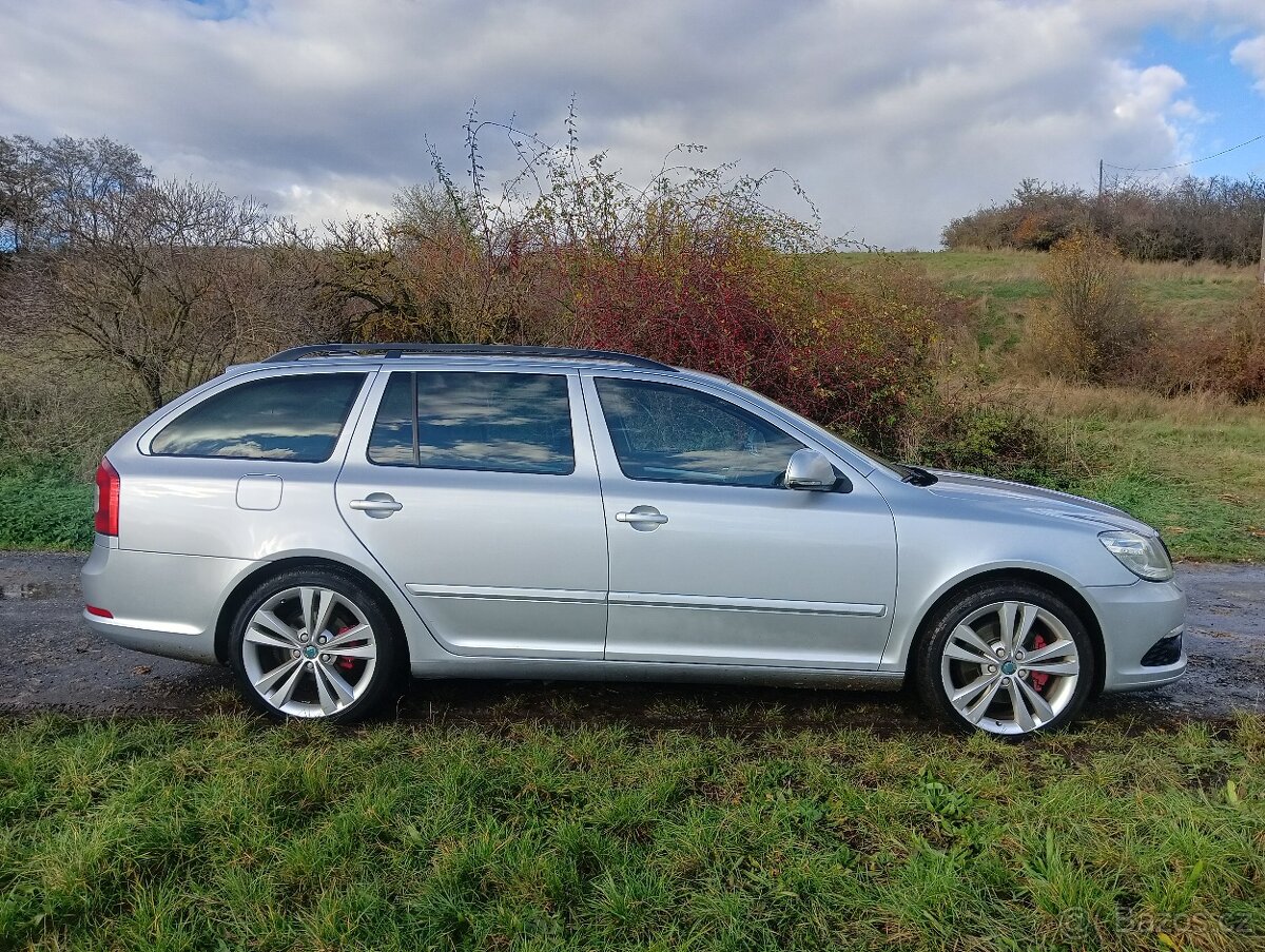Škoda Octavia RS 2.0 TDI 125kw Combi - 2